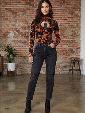 Kendall & Kylie Black & Orange Tie-Dye Long Sleeve Mock TurtleOne-Piece Bodysuit
